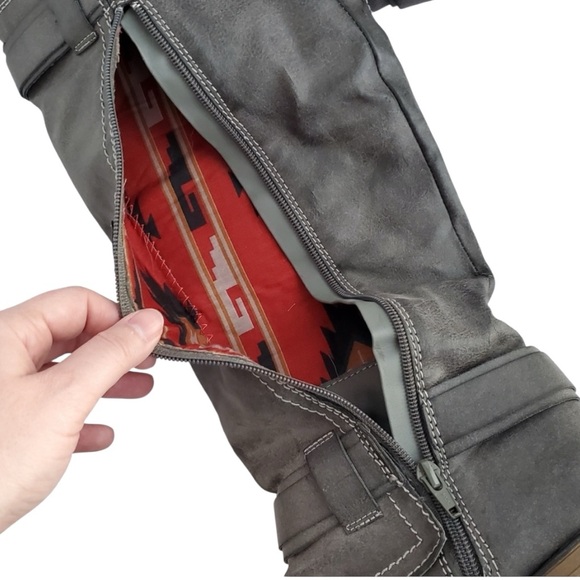 American Rag | Dukee Grey Faux Leather Boot | 7M - Picture 6 of 6